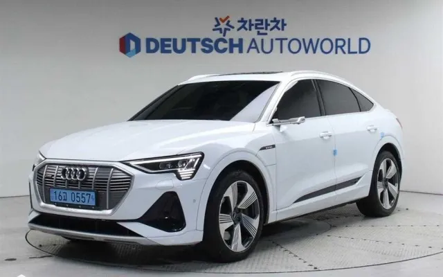 인천중고차사이트 e-트론 55 콰트로 스포트백 매물 사진 13 - 2022/07 102,237km